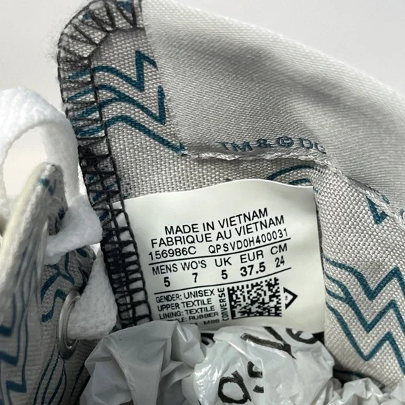 💎Wonder Woman Converse - Custom BLING Converse - Picture 12 of 12